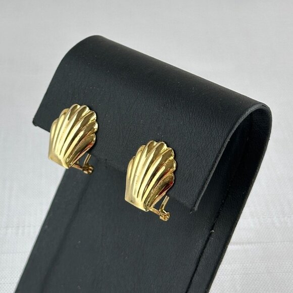Gold-Tone Shell Earrings For Pierced Ears, Optional Mother Of Pearl Door Knocker - Picture 8 of 8